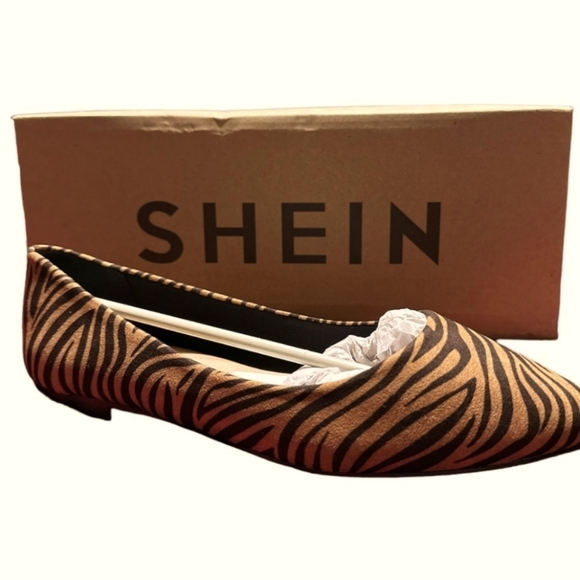 NWT Flats - Picture 1 of 4